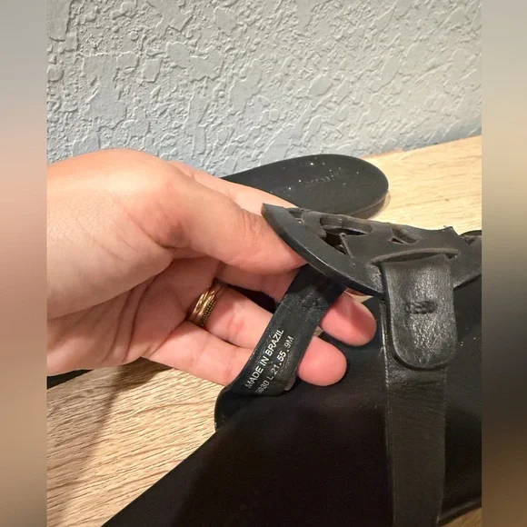 Tory Burch MILLER SOFT SANDAL in PERFECT BLACK sz 9 - Picture 4 of 6